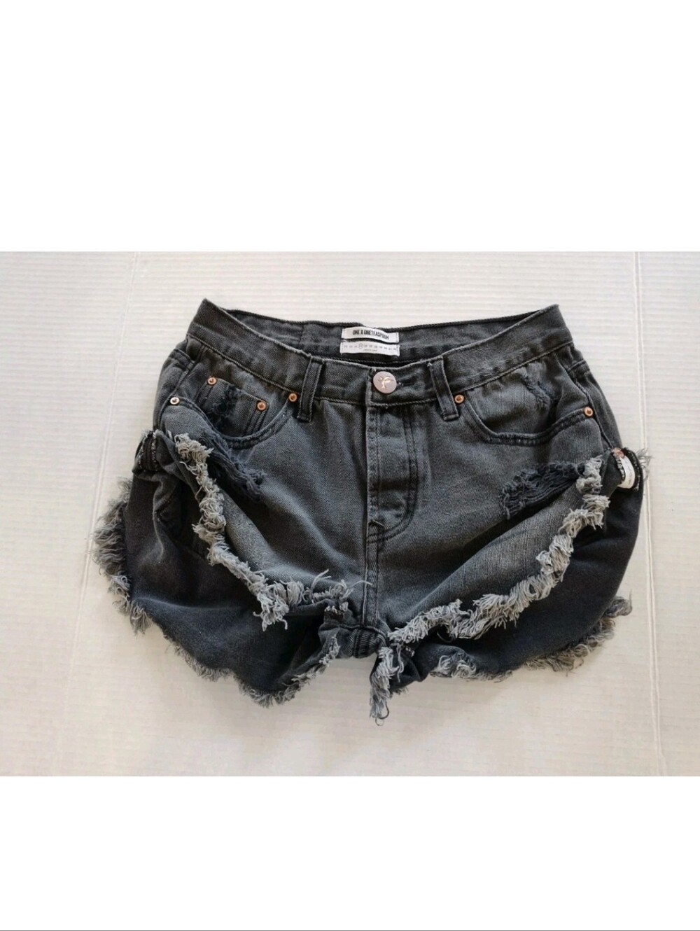 One Teaspoon Bandits Faded Black Distressed Denim Shorts Relaxed Button Fly 25